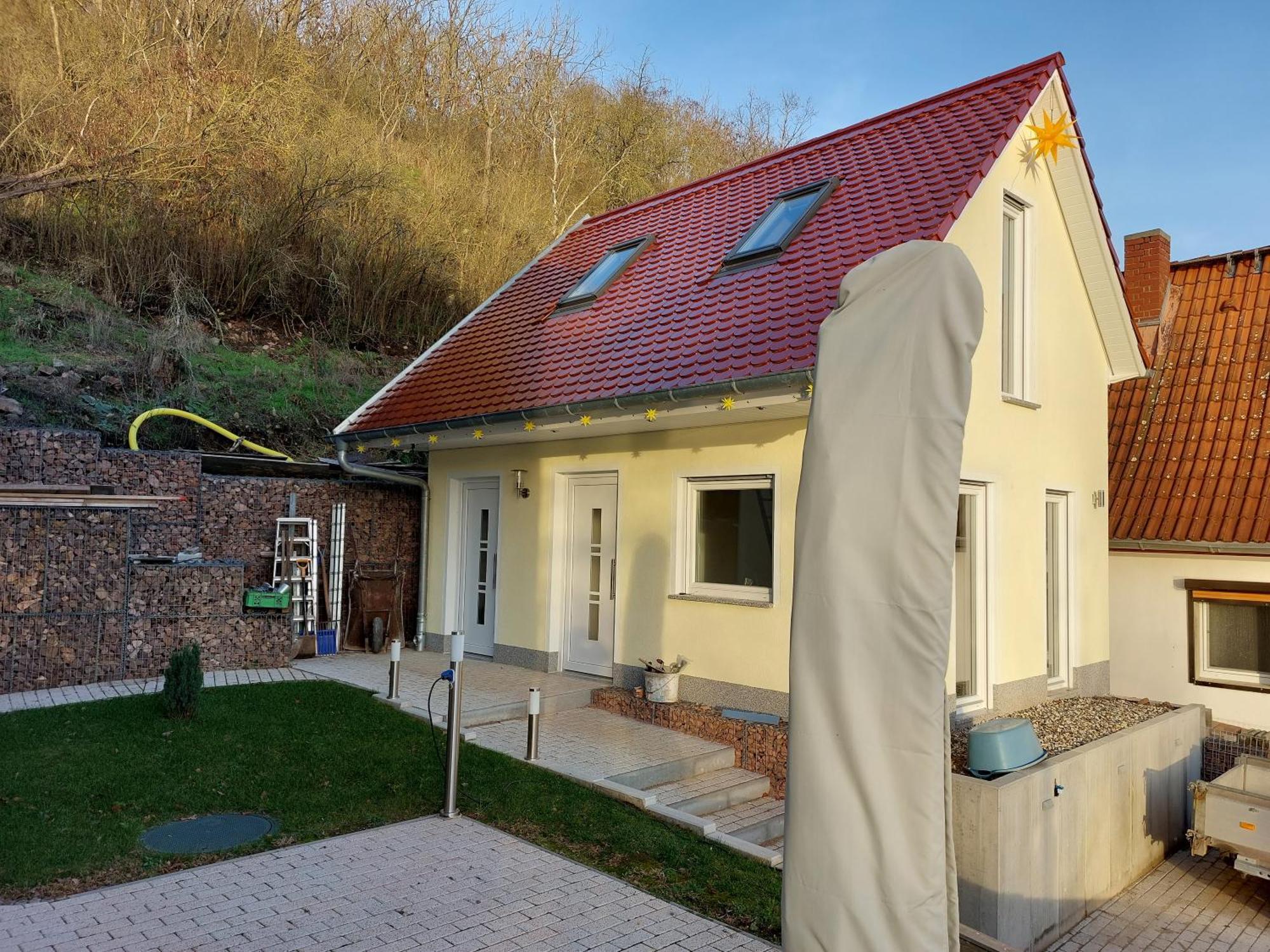 Ferienhaus Saaleblick Wettin Esterno foto